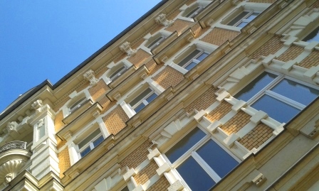 Shukura Haus